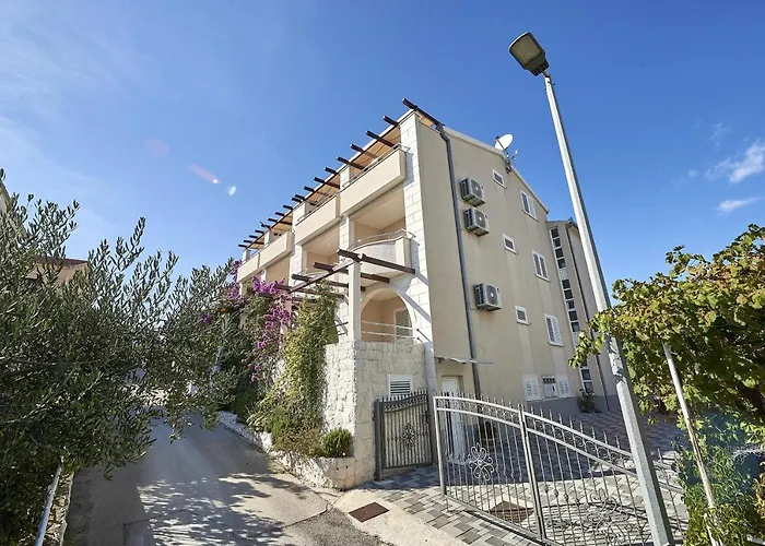 Mavarstica 17821b Apartamento Trogir